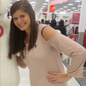 Meet your Posher, Laura